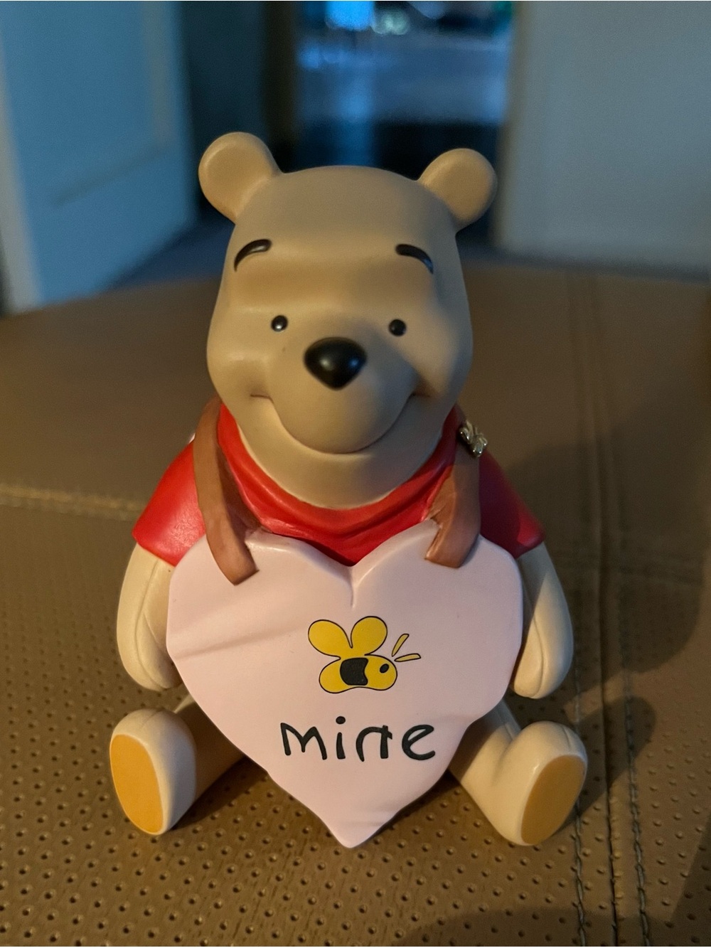 Disney Pooh & Friends "Bee Mine"